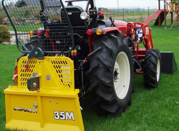 2014_lesnicke_navijaky_UNI35