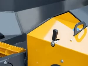 Poloviční zdvih štípacího válce